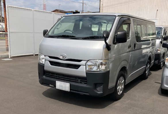 ハイエース